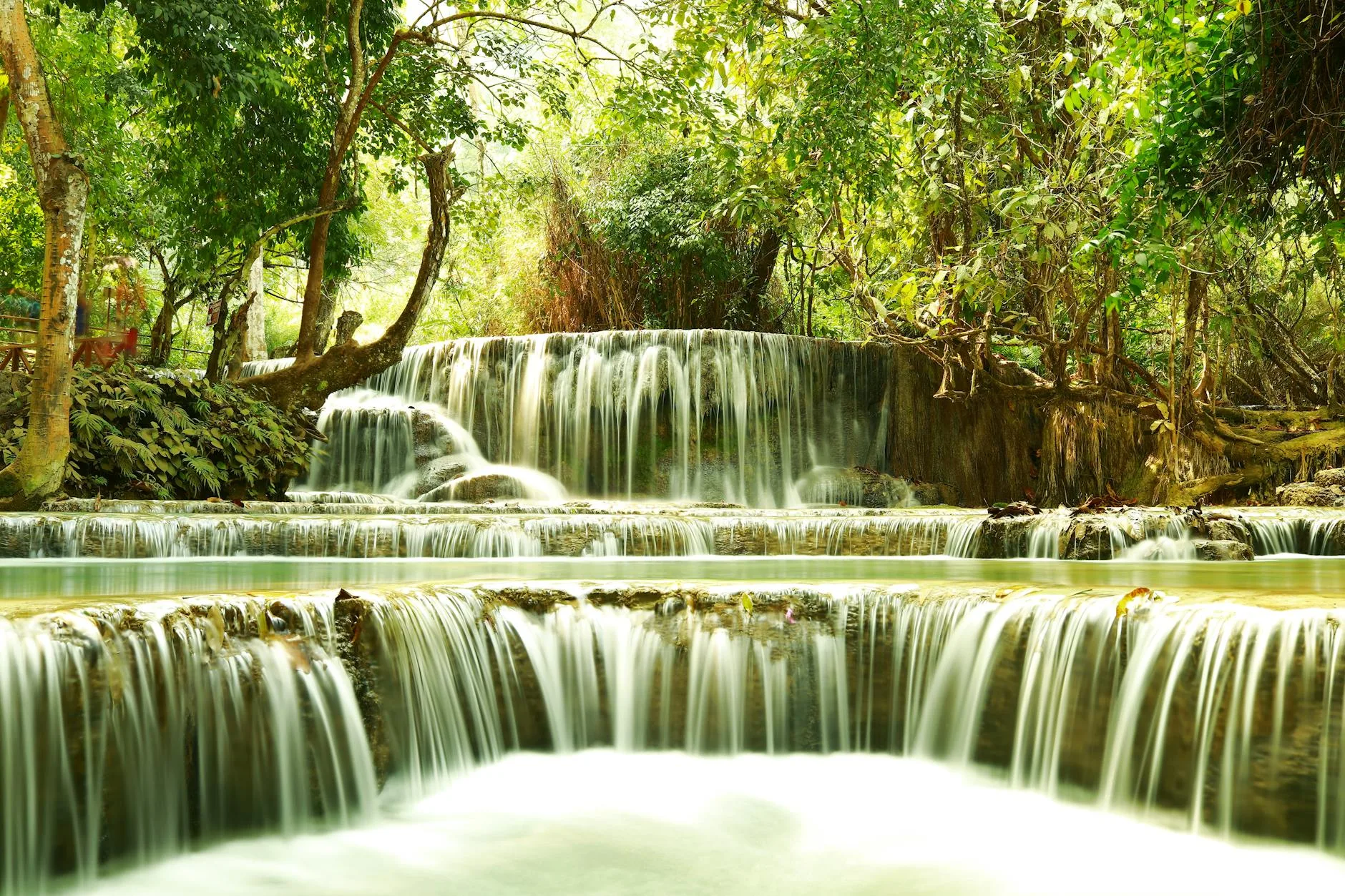 Pourquoi les cascades de Kuang Si sont-elles si spéciales ?
