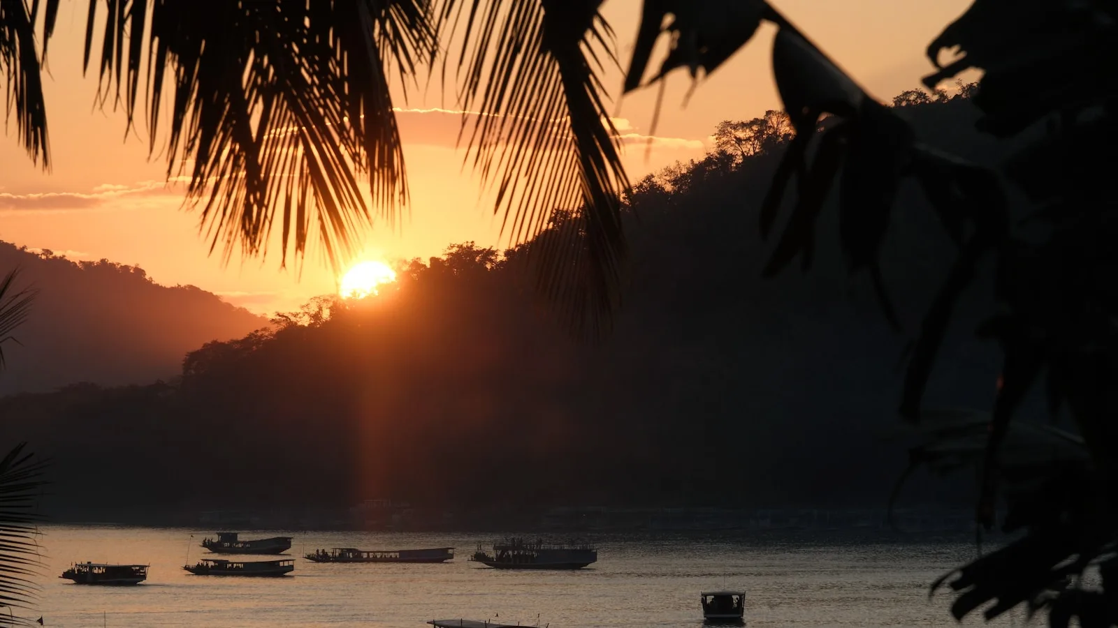 Don Det : l'île des voyageurs et des couchers de soleil