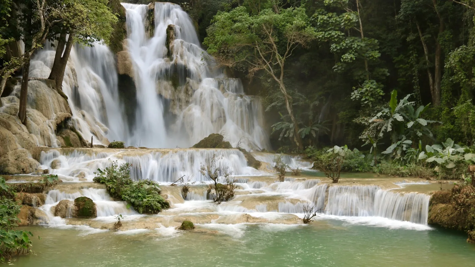 Les cascades de Kuang Si : la plus belle excursion depuis Luang Prabang