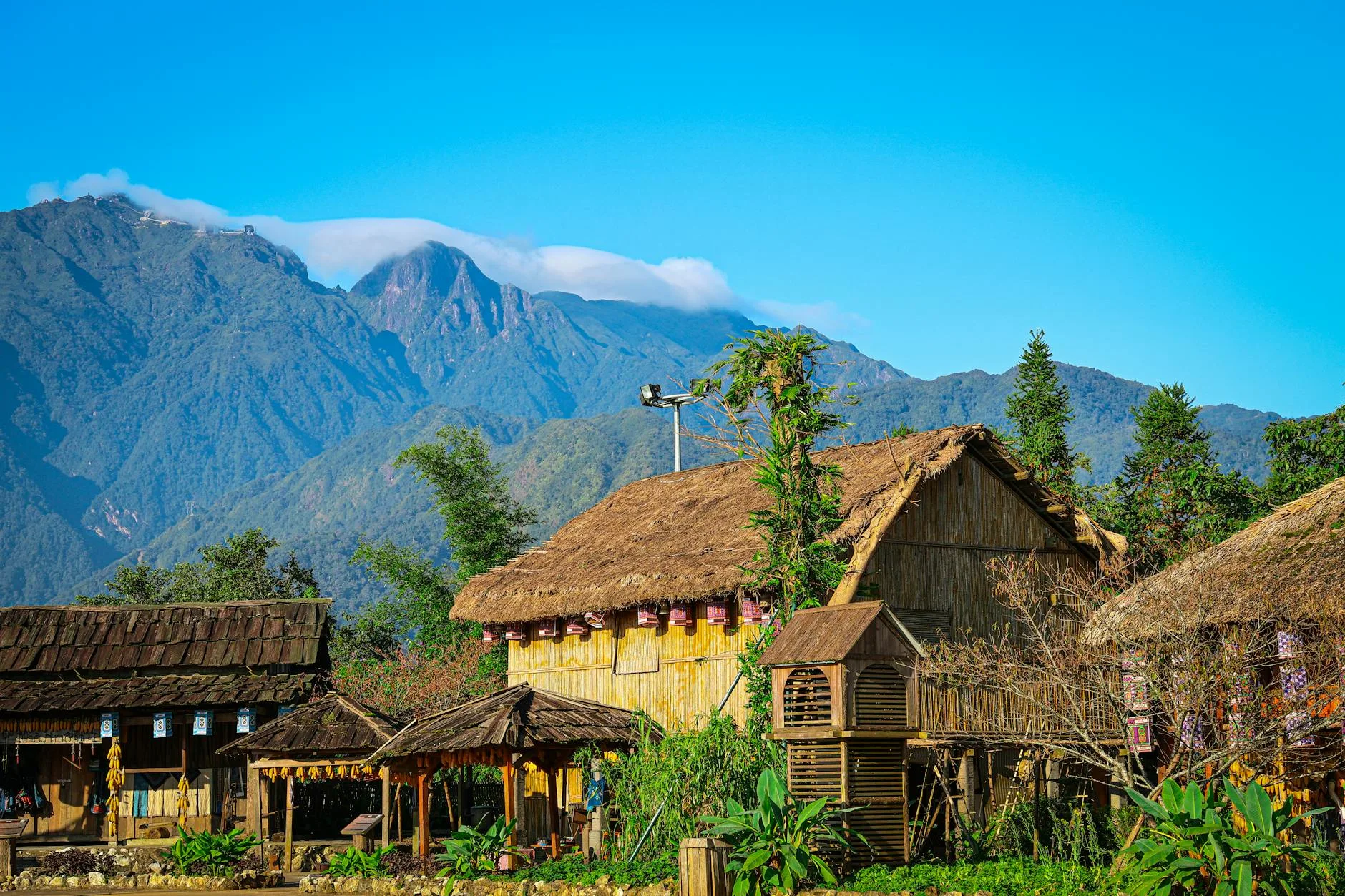 Trekking et villages des minorités